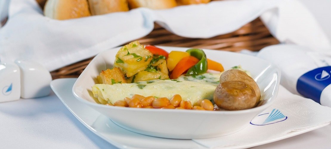 Business Class Comfort Club - Hot Breakfast